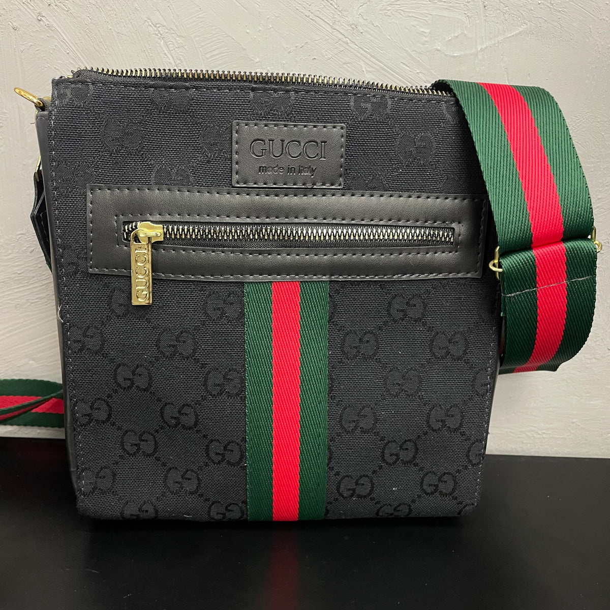 Shoulder Bag Importada Gucci Preta Premium Monocromática Faixa Verde/Vermelha