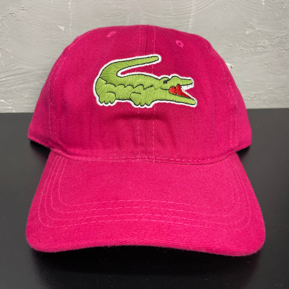 Boné Lacoste Big Croc Rosa fecho Fivela