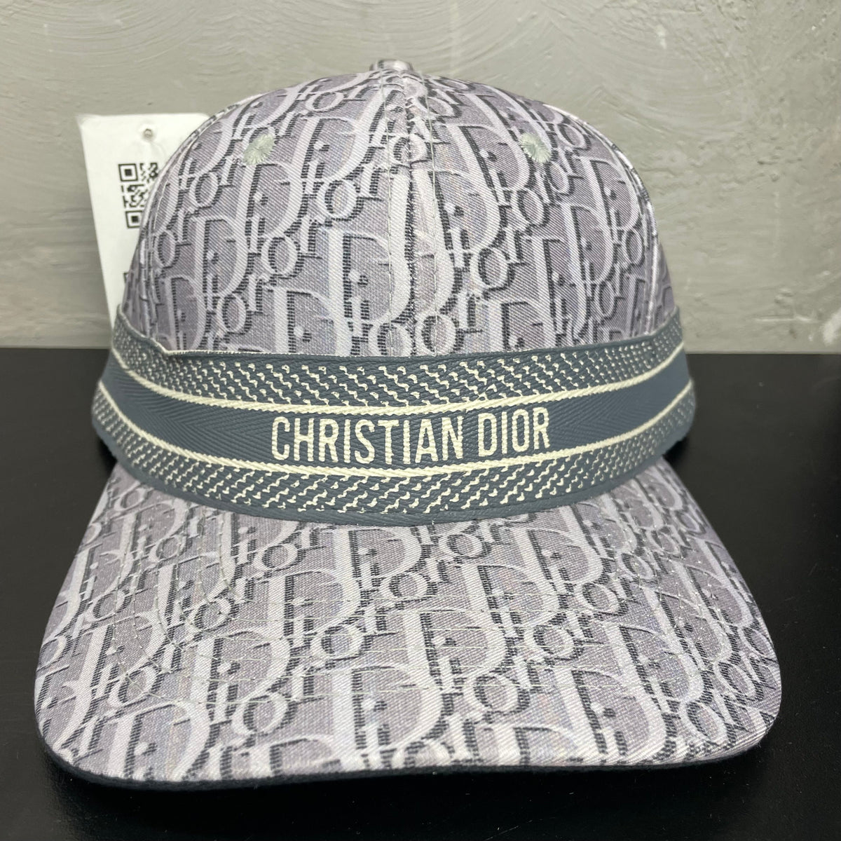 Boné Christian Dior Estampado Bordado Faixa Fecho de Correr